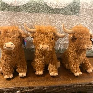 New Dog Toys! Plush Highland Cows 9$ each or 20$ for all 3